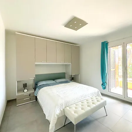 Wh - Bilocale Lamarmora Con Grande Spazio Esterno - Wifi Sanremo