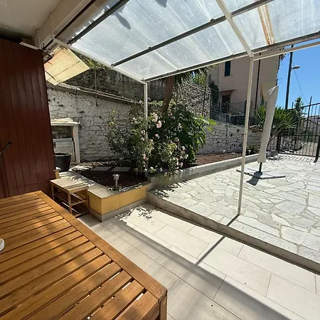 Wh - Bilocale Lamarmora Con Grande Spazio Esterno - Wifi Apartmán